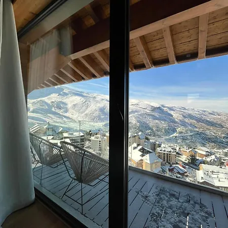 Lux 12 Sierra Nevada