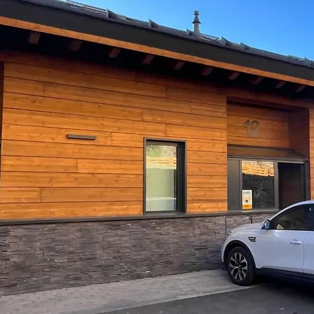 Chalet Lux 12 Sierra Nevada