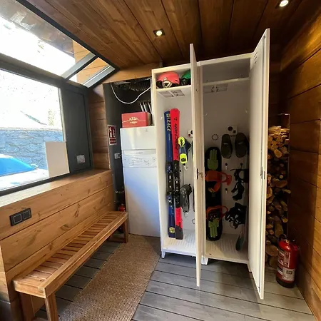 Lux 12 Sierra Nevada