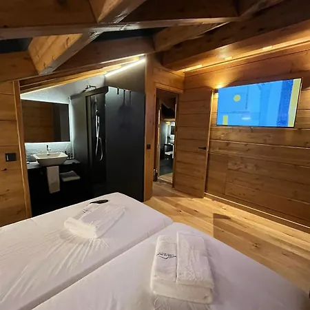 Lux 12 Chalet Sierra Nevada