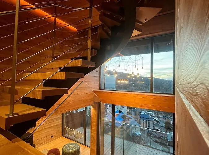 Lux 12 * Sierra Nevada